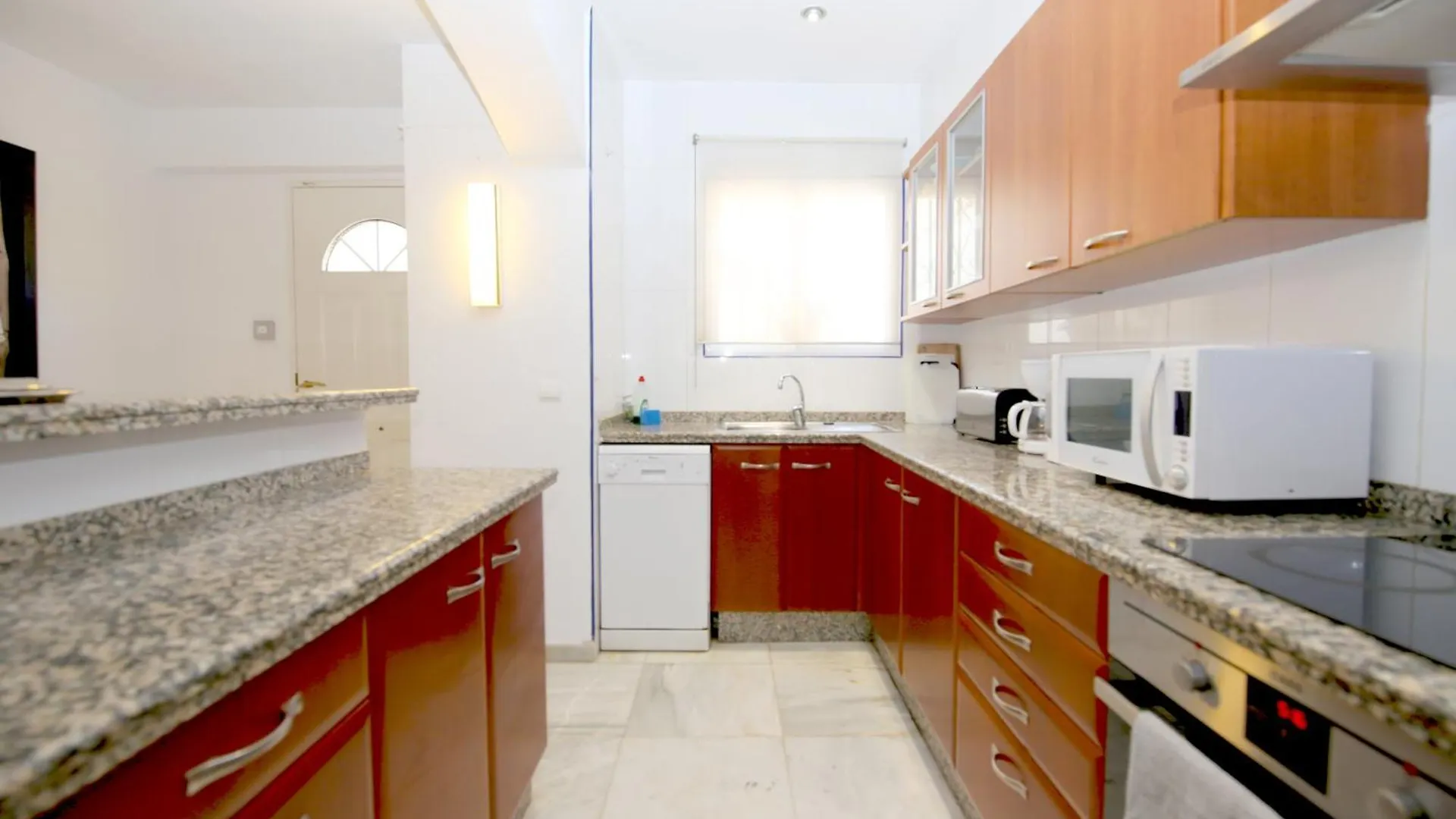 Townhouse Seascape Villa Estepona