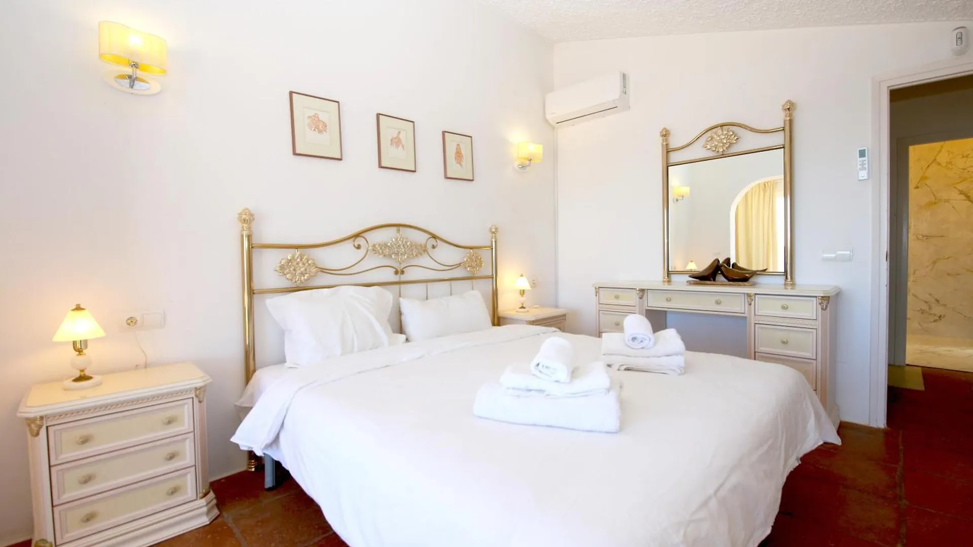 Townhouse Seascape Villa Estepona
